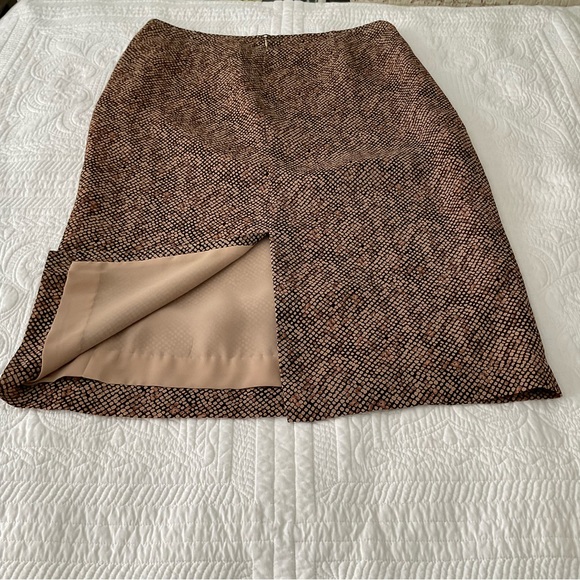 APOSTROPHE, ANIMAL PRINT BLOUSE AND MATCHING SKIRT, SIZE: L - Picture 11 of 12